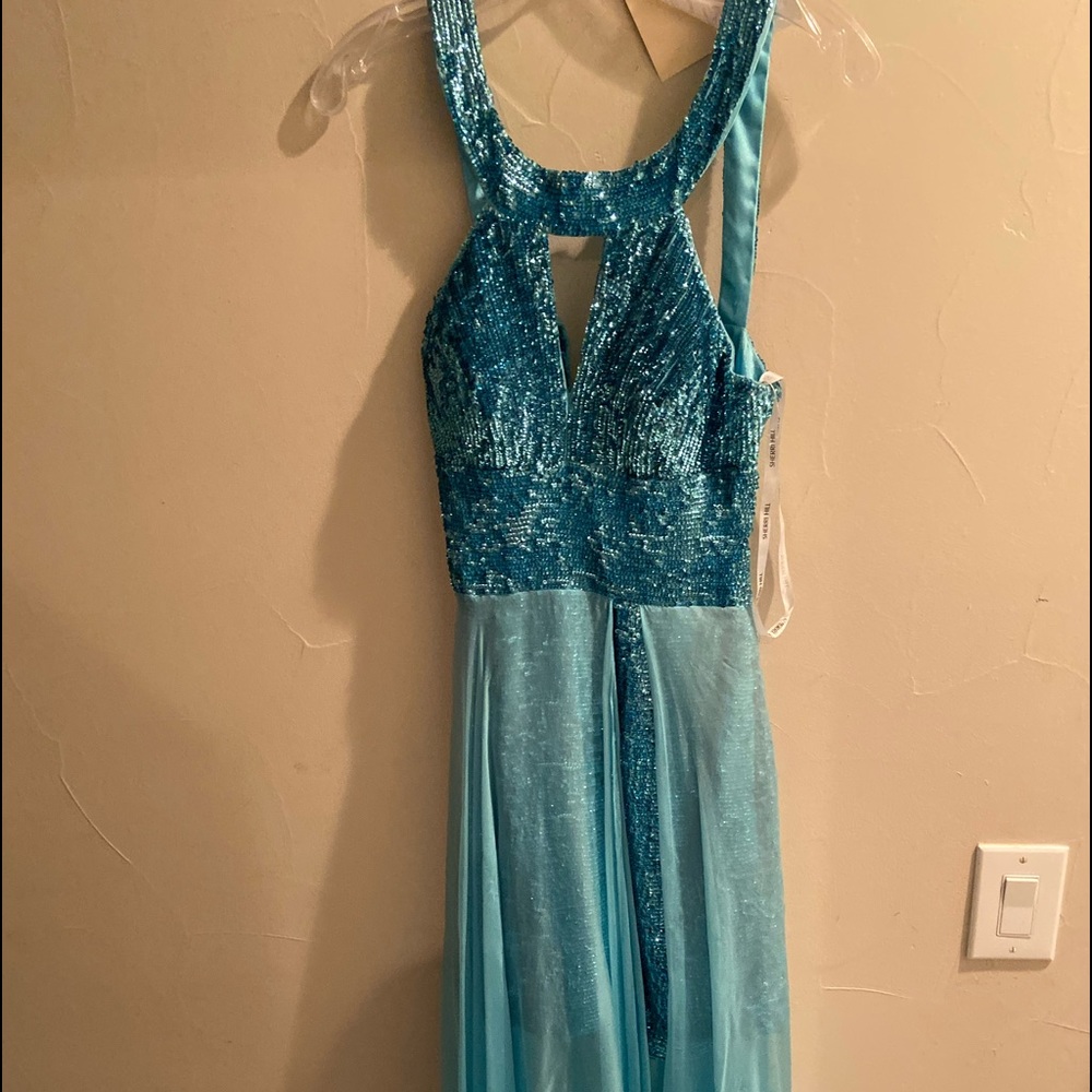 blue sherri hill dress